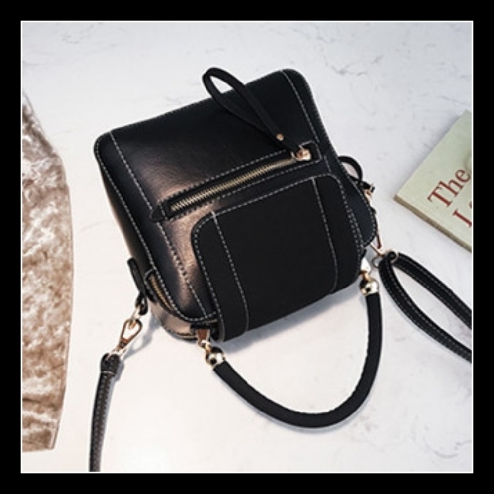 NEW KATE Tote Crossbody - Picture 7 of 8